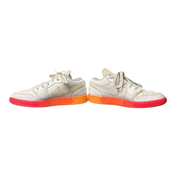 Nike Air Jordan 1 Low OG “Sunset Sole”‎ 554723-100 Size 4Y White/Red/Orange - Picture 5 of 13
